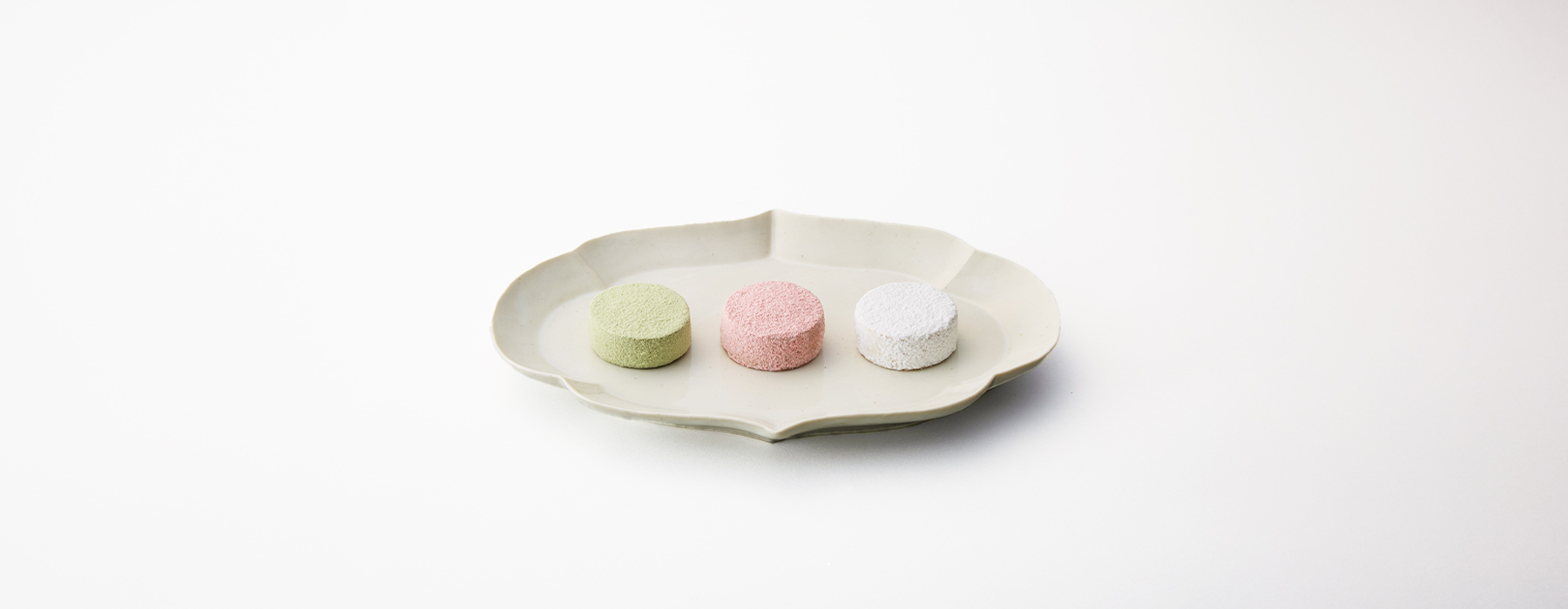 春のクッキー“ポルボロン”